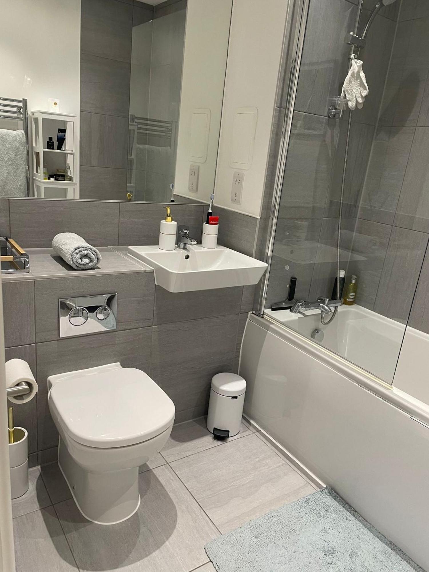 Appartement Malixa Uk à Croydon Extérieur photo