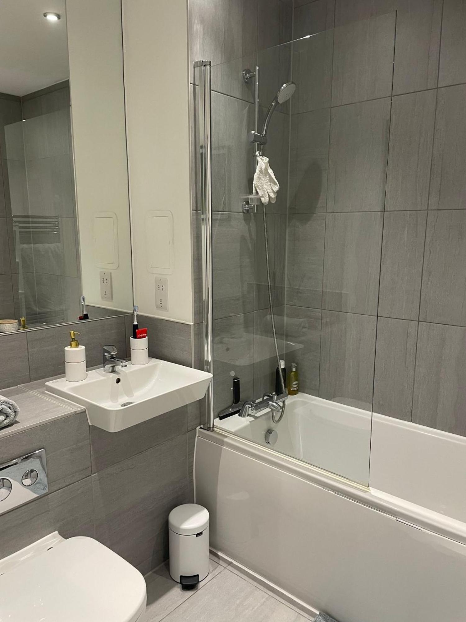 Appartement Malixa Uk à Croydon Extérieur photo